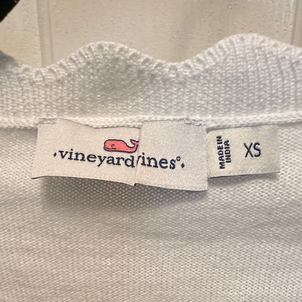 Vineyard Vines White Scalloped Cardigan - Picture 2 of 5